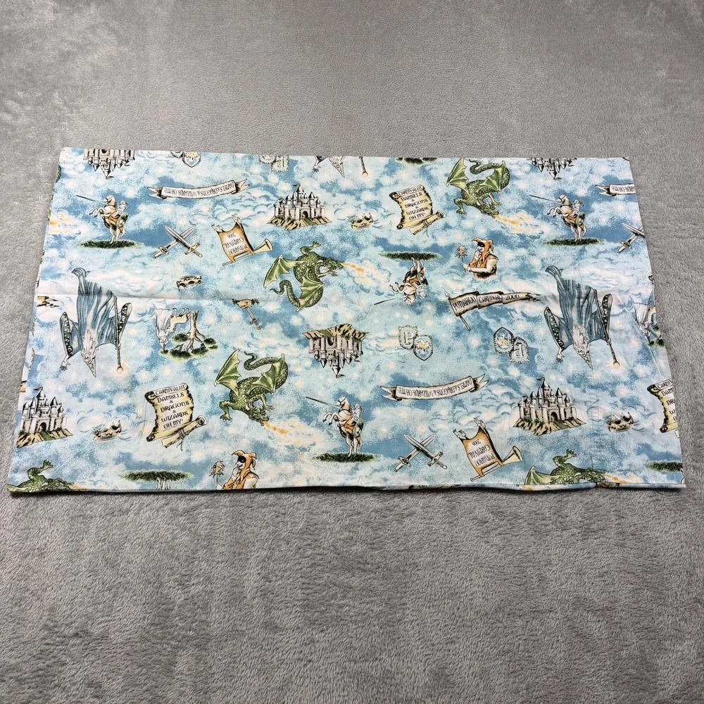 Vintage Punahou Carnival Pillowcase Unisex OS Blue 2006 Medieval Dragons Wizards